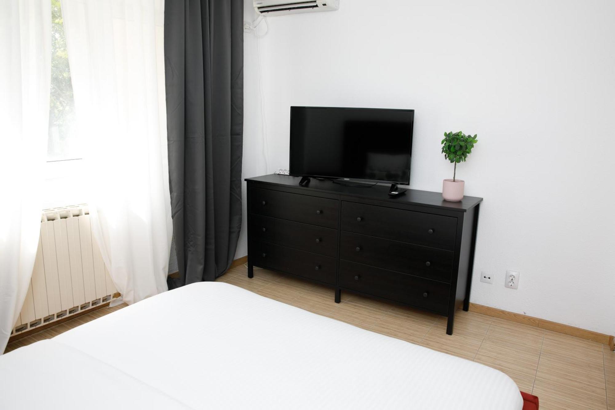 Color Apartments Corneliu Coposu No3 ブカレスト エクステリア 写真