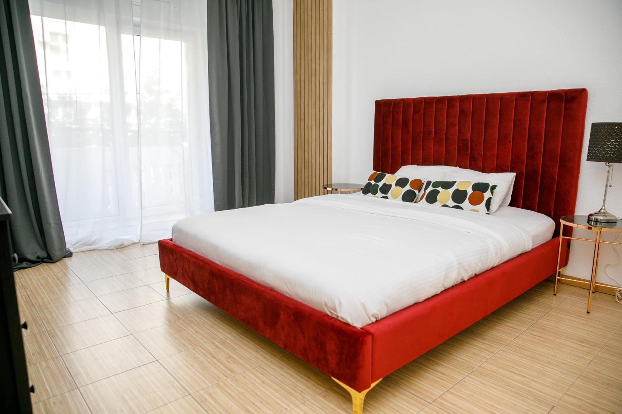 Color Apartments Corneliu Coposu No3 ブカレスト エクステリア 写真