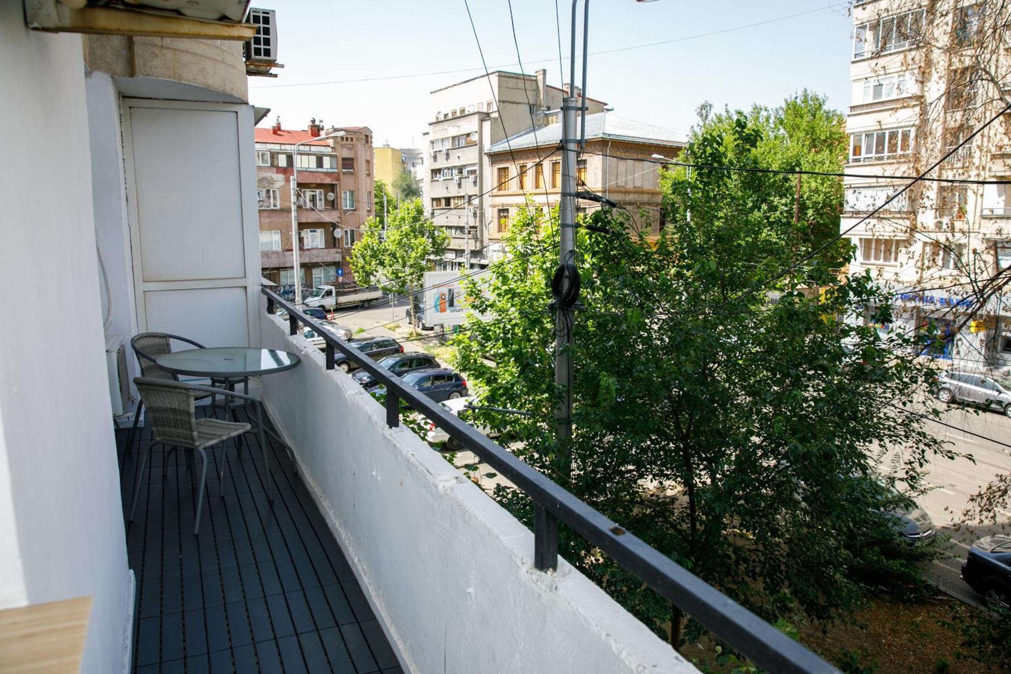 Color Apartments Corneliu Coposu No3 ブカレスト エクステリア 写真