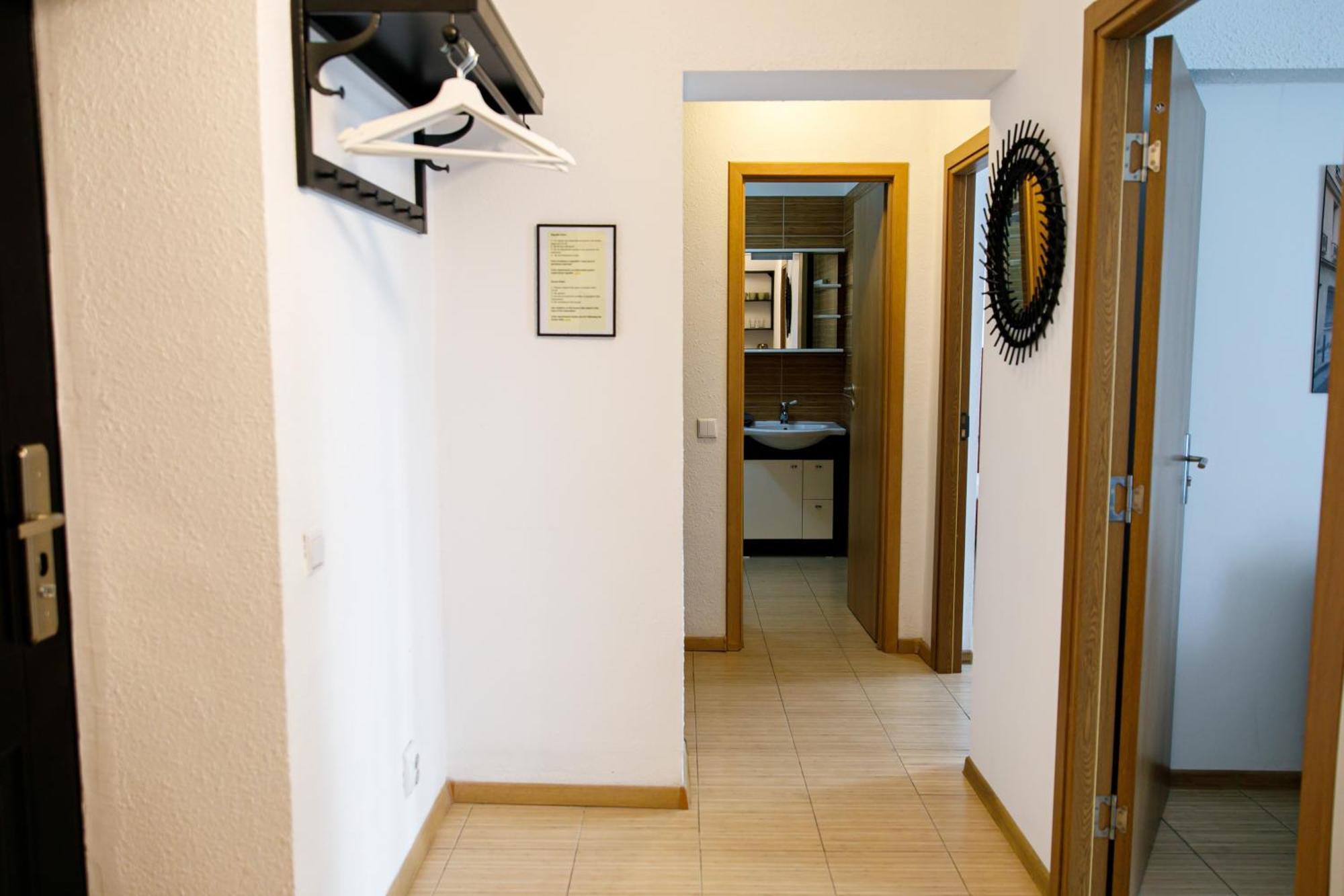 Color Apartments Corneliu Coposu No3 ブカレスト エクステリア 写真