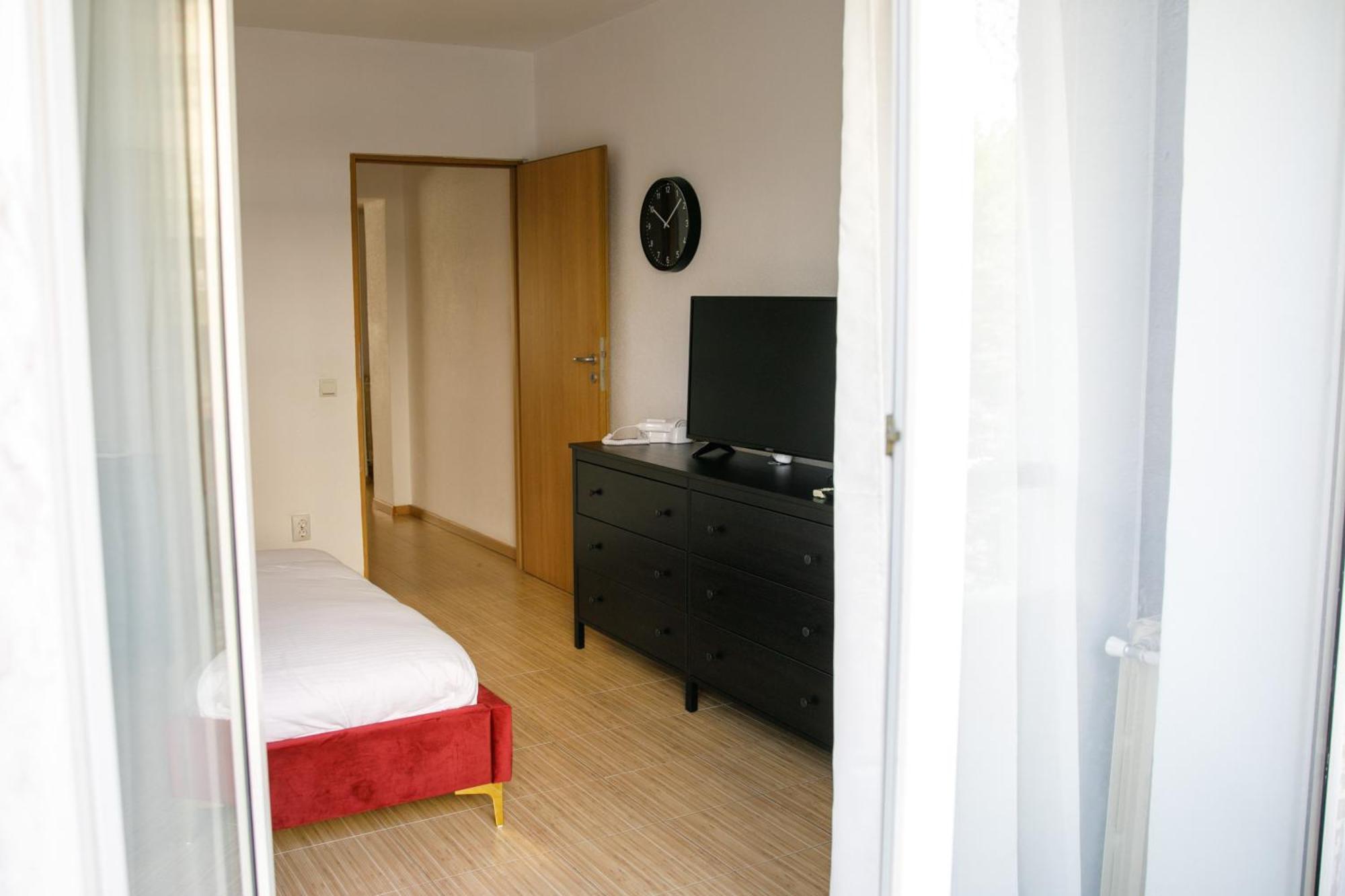 Color Apartments Corneliu Coposu No3 ブカレスト エクステリア 写真
