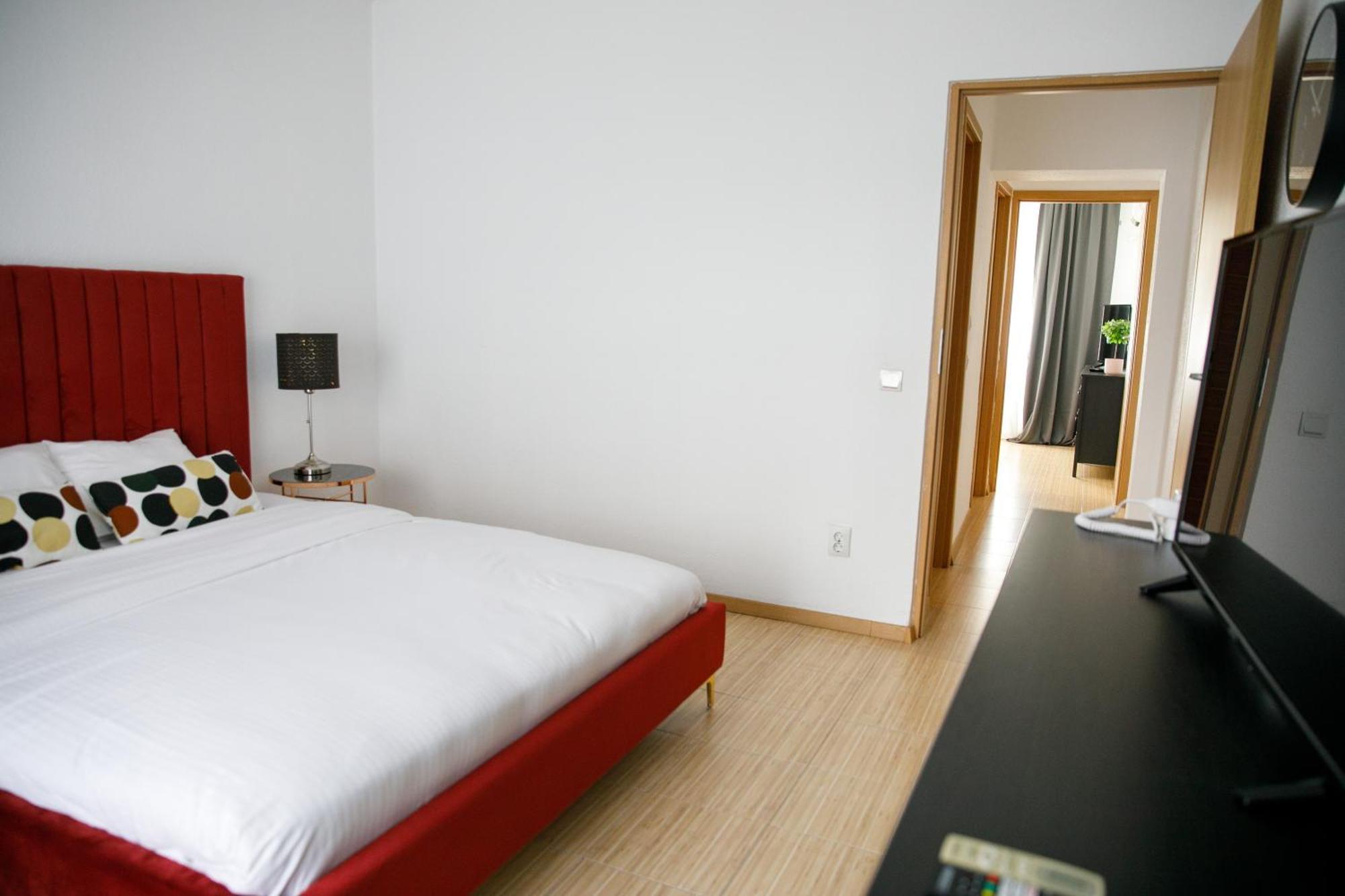 Color Apartments Corneliu Coposu No3 ブカレスト エクステリア 写真