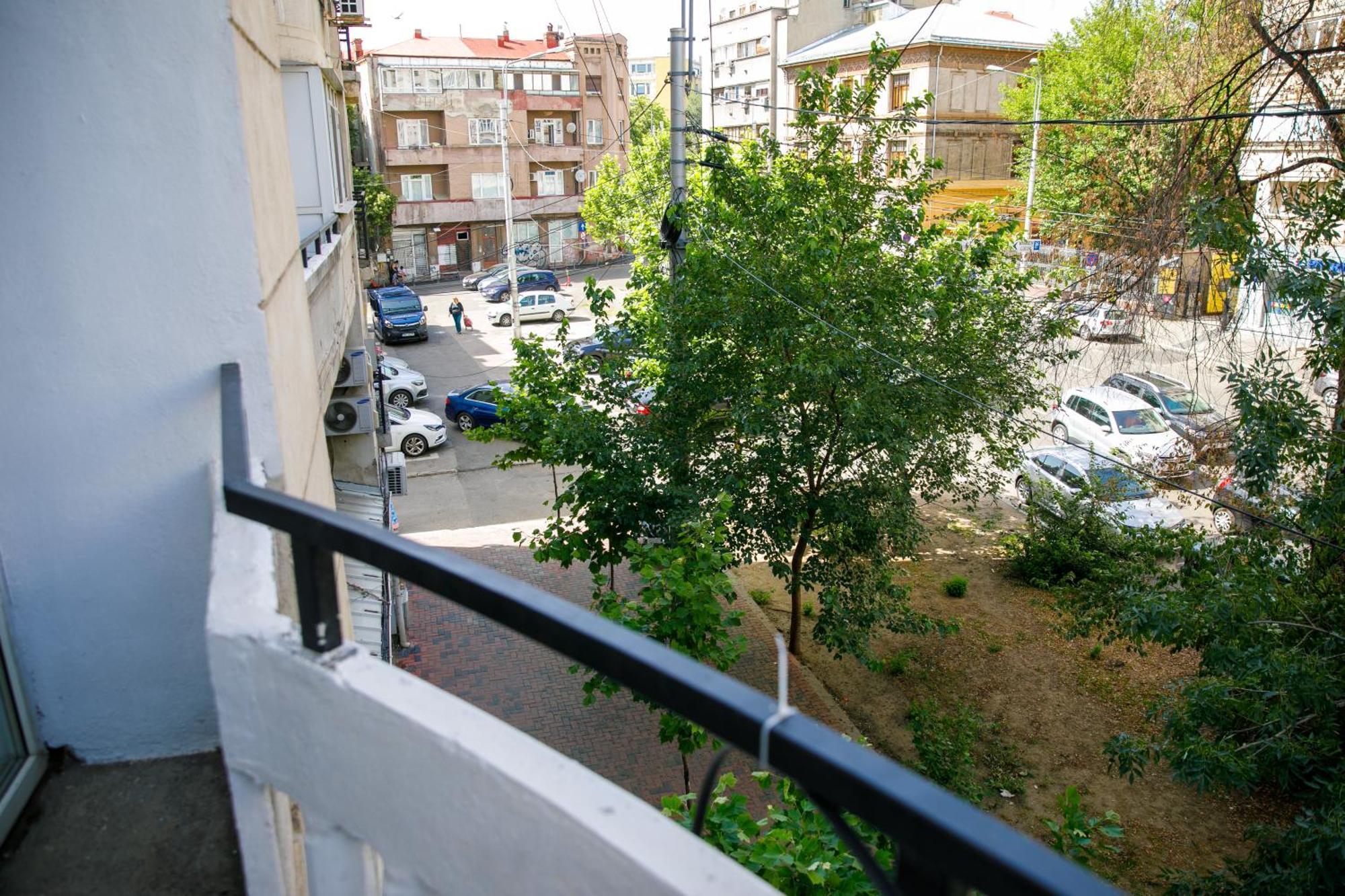 Color Apartments Corneliu Coposu No3 ブカレスト エクステリア 写真